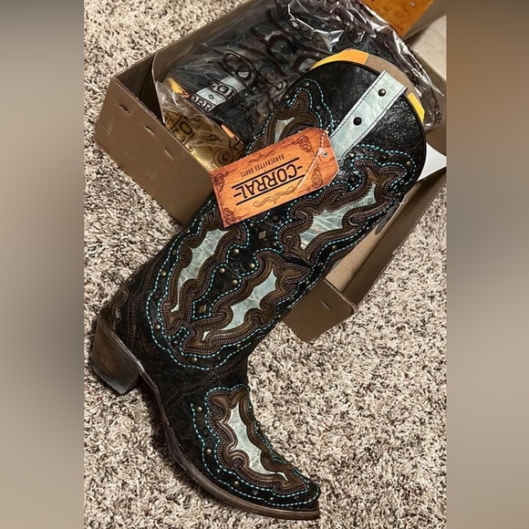 Corral Shoes - SOLD Women’s coral boots